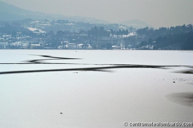 DSC_2198.jpg - 12 Febbraio 2012 - Lago di Annone (LC) (Matteo Dei Cas)