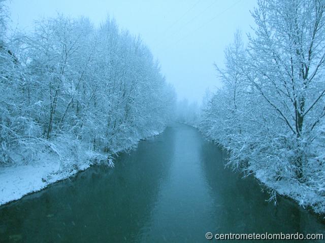 10.jpg - Cailina (BS). 10 Marzo, ore 7. Vista dal ponte sul fiume Mella. (Rodelli Angelo)